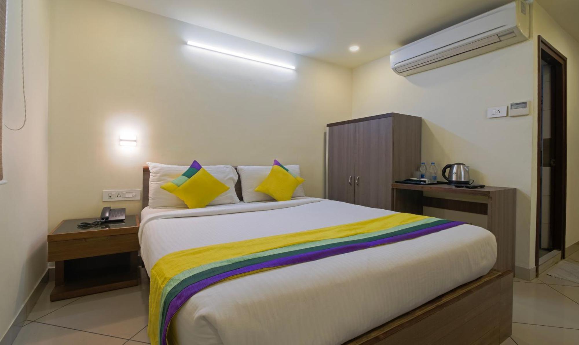 Vijayawāda Itsy Hotels N Square מראה חיצוני תמונה