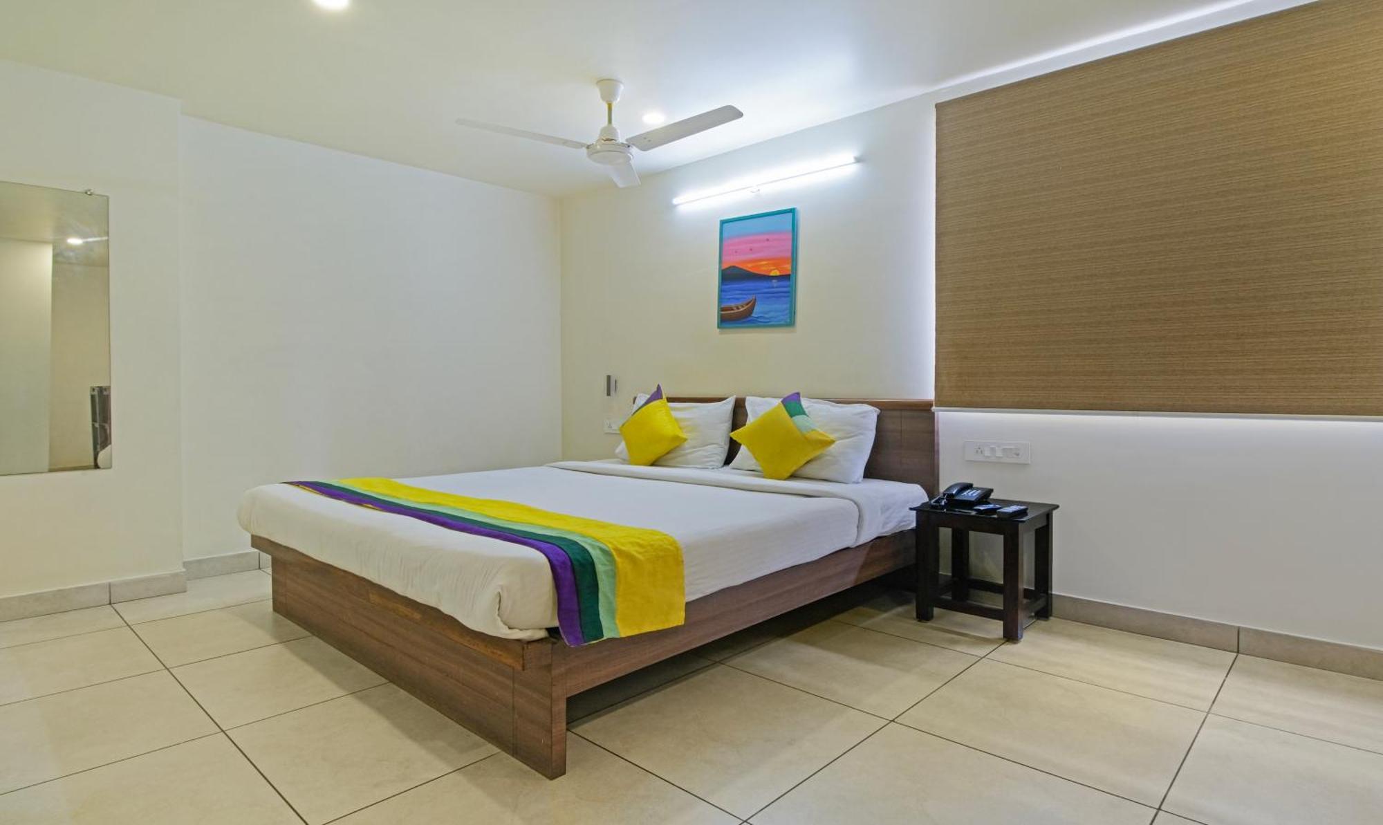 Vijayawāda Itsy Hotels N Square מראה חיצוני תמונה