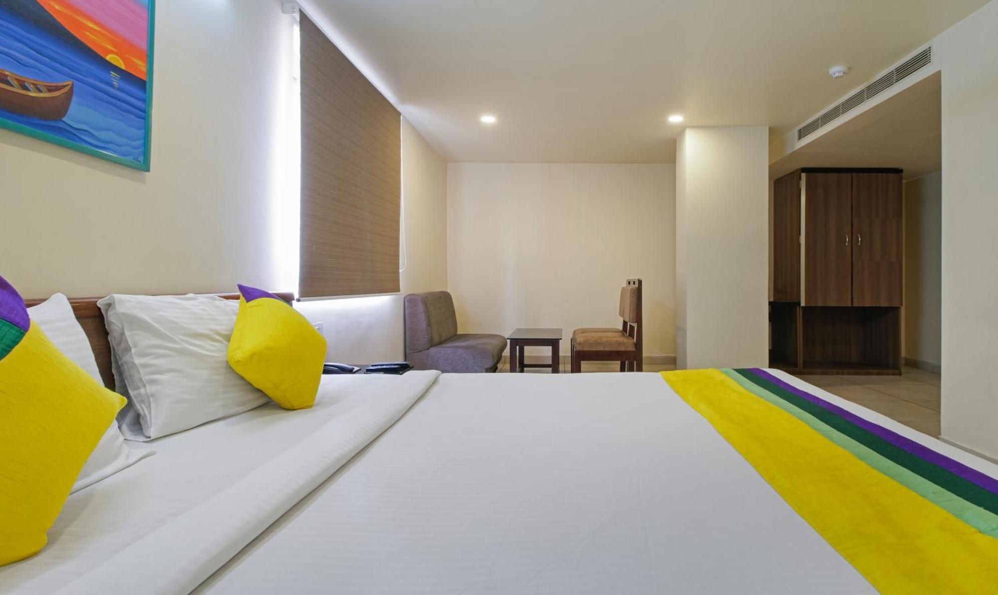 Vijayawāda Itsy Hotels N Square מראה חיצוני תמונה